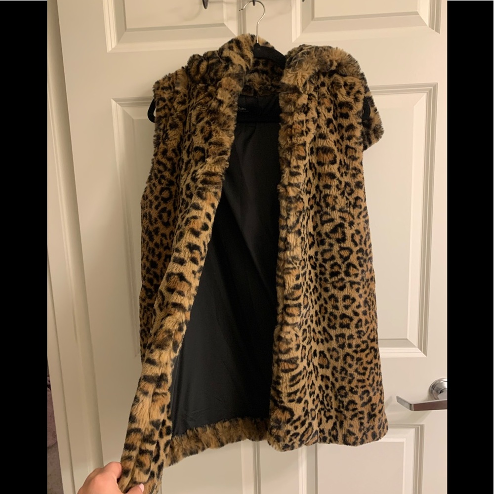 ZARA leopard print fur vest